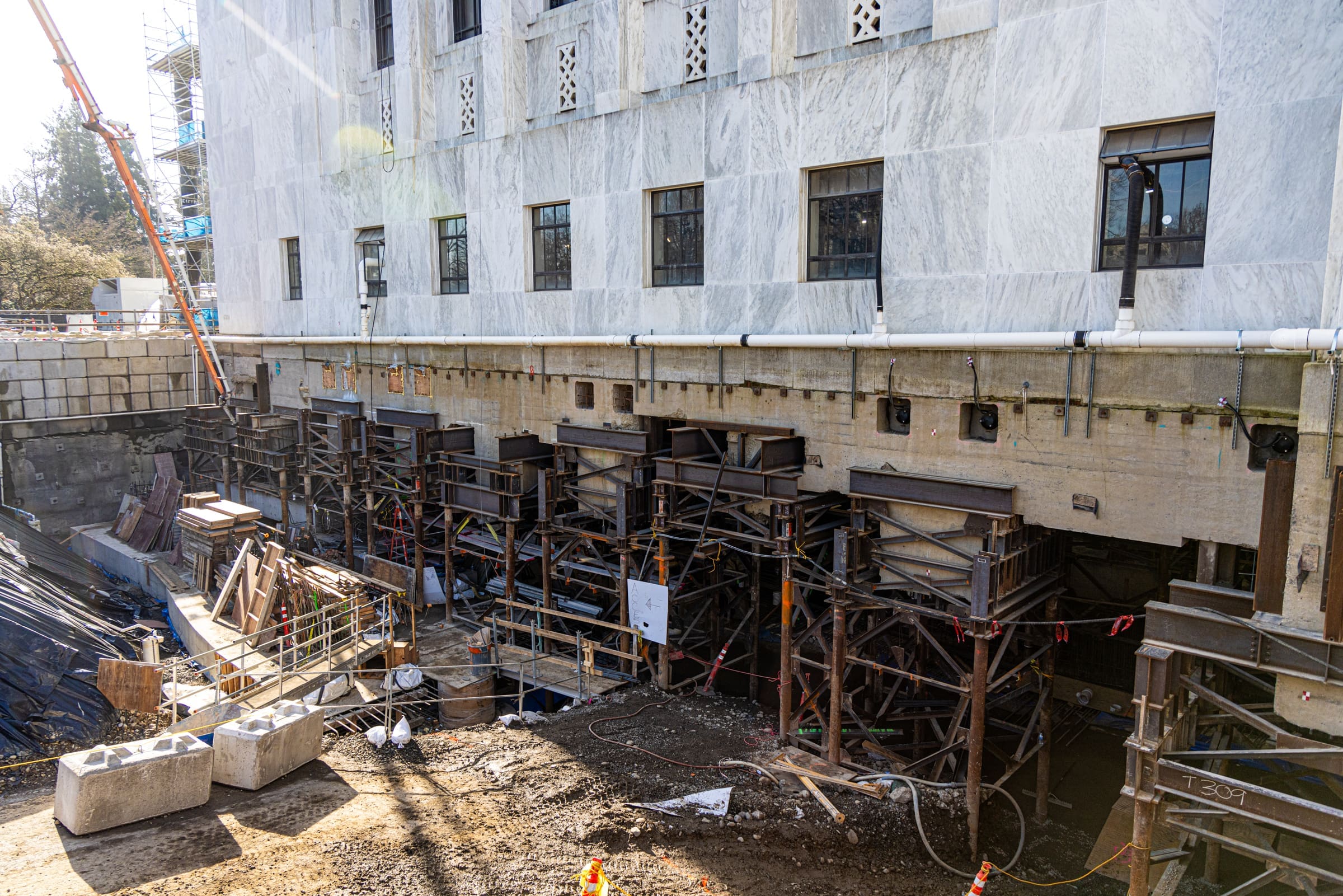 Pacific Foundation work at the Oregon State Capitol in Salem